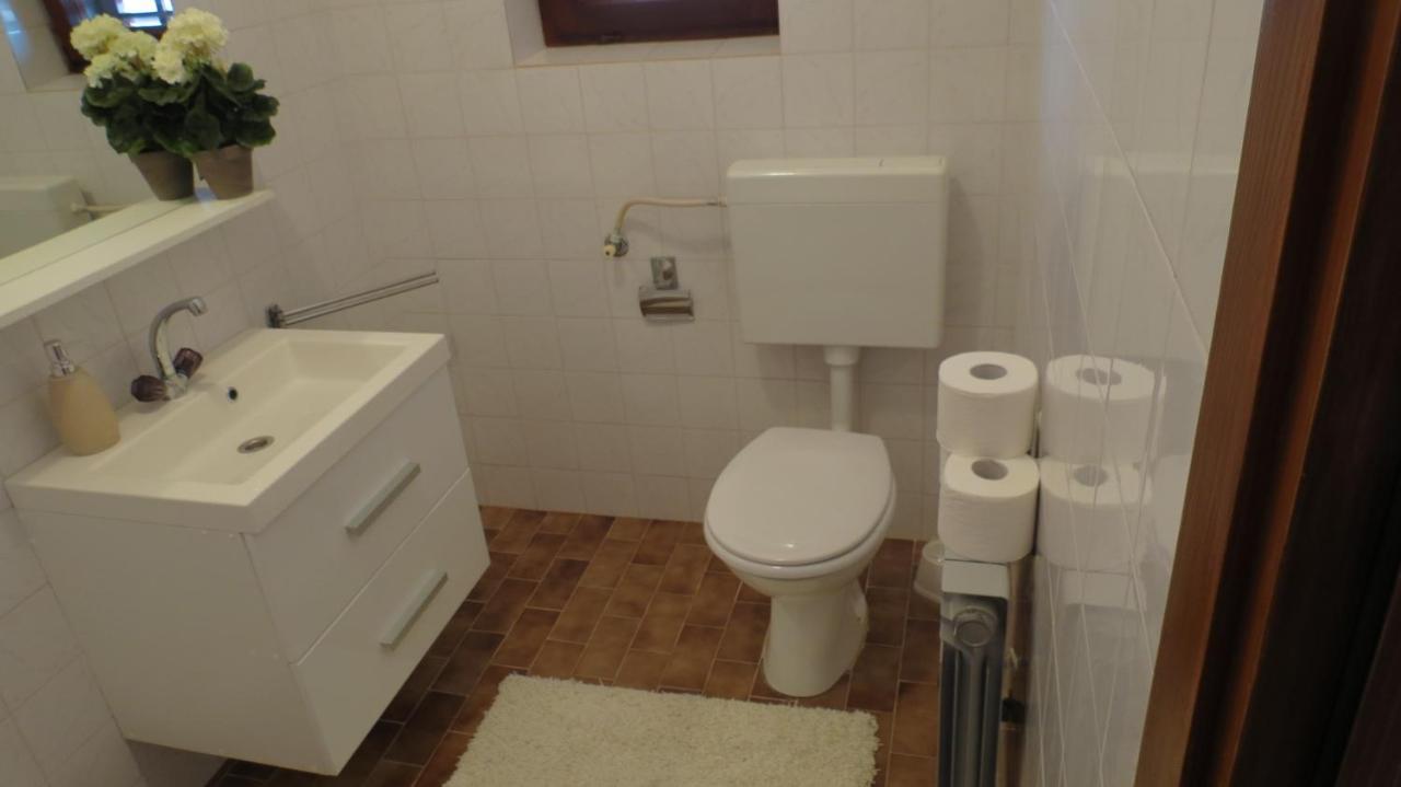 Apartments And Rooms Rogic สเวติ เปตาร์ ภายนอก รูปภาพ