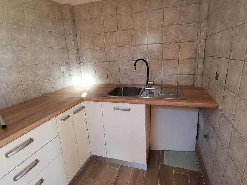 Apartments And Rooms Rogic สเวติ เปตาร์ ภายนอก รูปภาพ