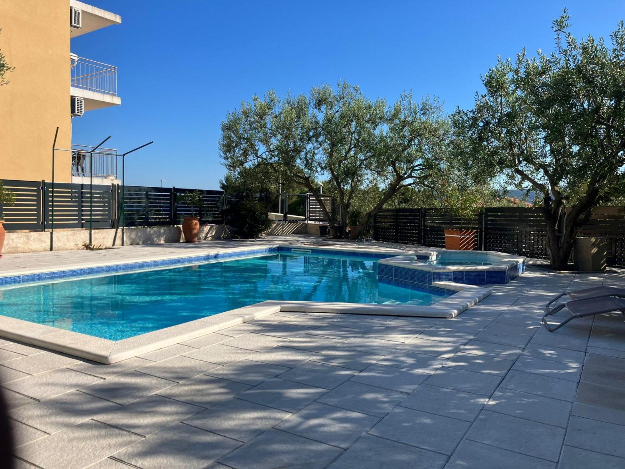 Apartments And Rooms Rogic สเวติ เปตาร์ ภายนอก รูปภาพ
